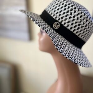 🌸🌸 ☀️🕶️ Chic Summer Black and White Women's Hat